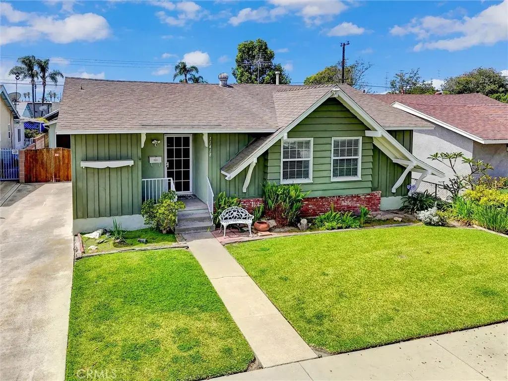 11418 214th, Lakewood