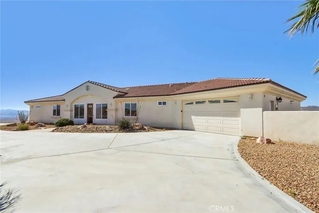 6057 Buena Suerte, Yucca Valley