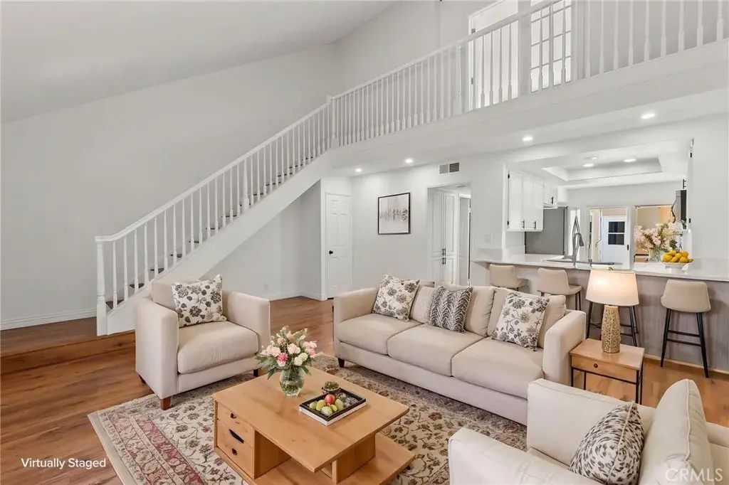 164 Brookline Lane, Costa Mesa