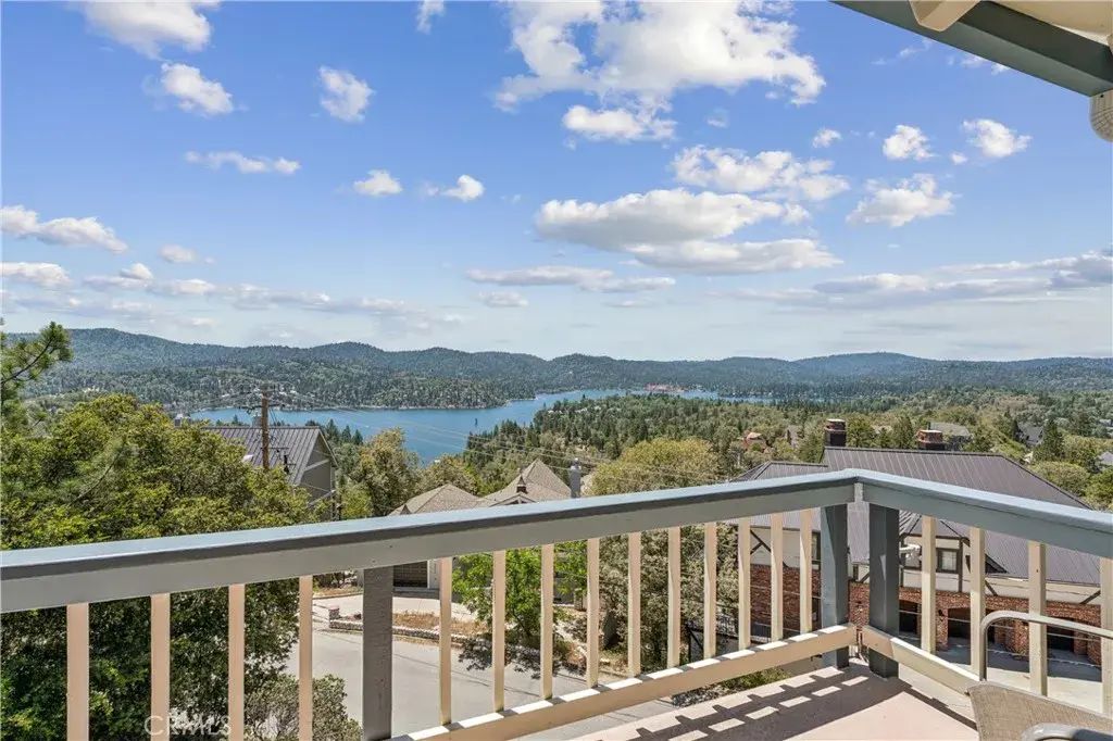 1369 Yellowstone, Lake Arrowhead