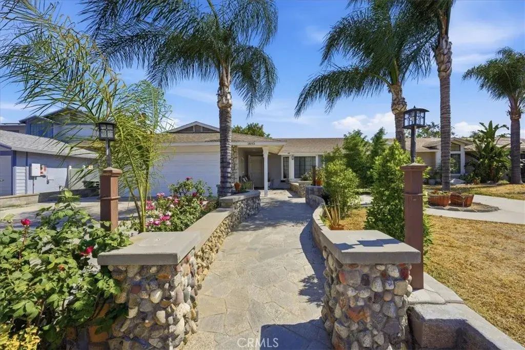 1893 Loma Bonita, Perris