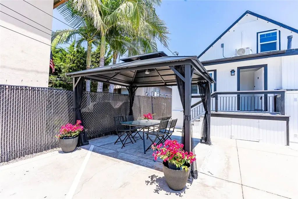 6741 Newlin Avenue Back, Whittier