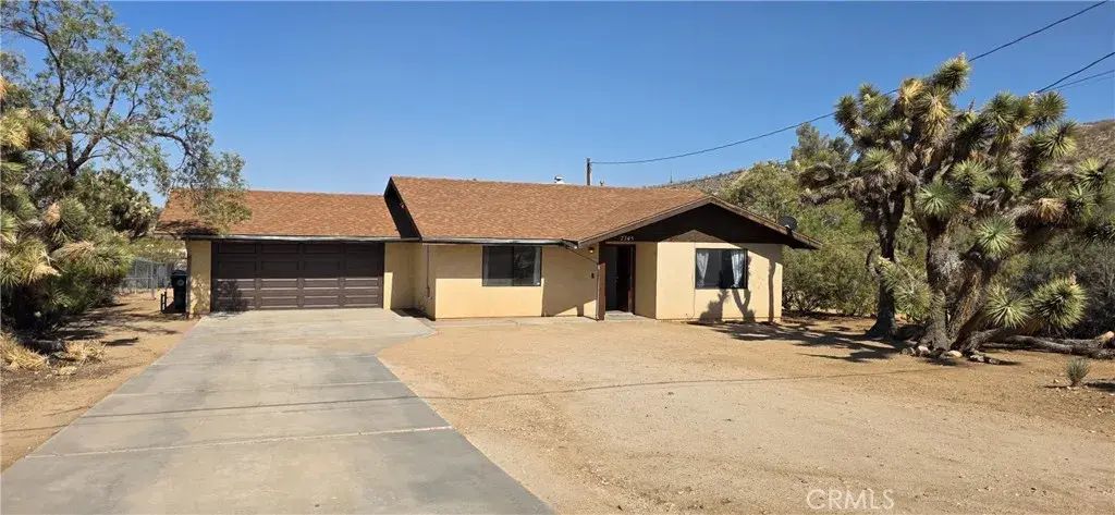 7745 Joshua View, Yucca Valley