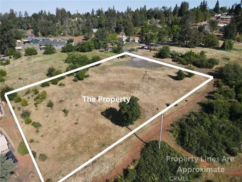 854 Roe Road, Paradise