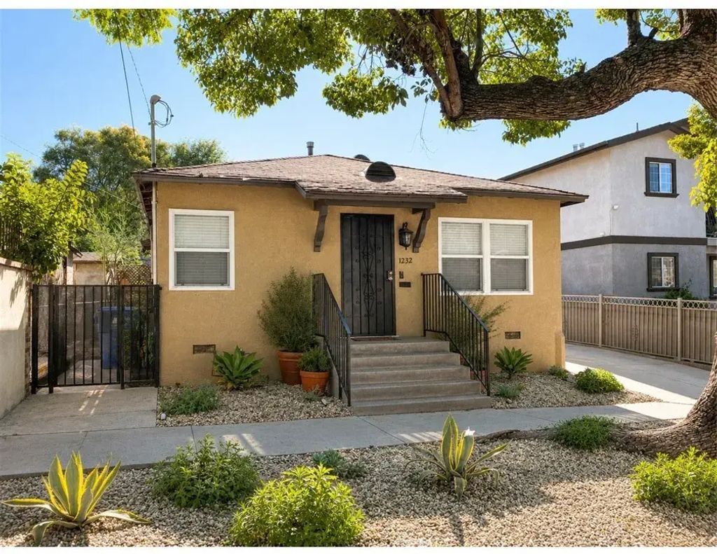 1232 Manzanita, Los Feliz