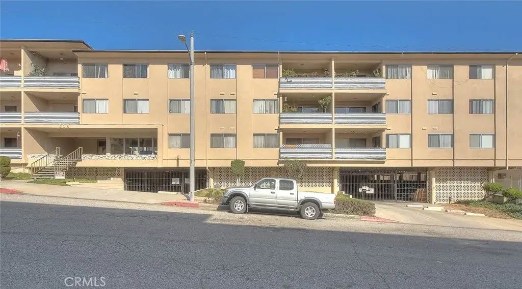 608 N Taylor Avenue 214, Montebello