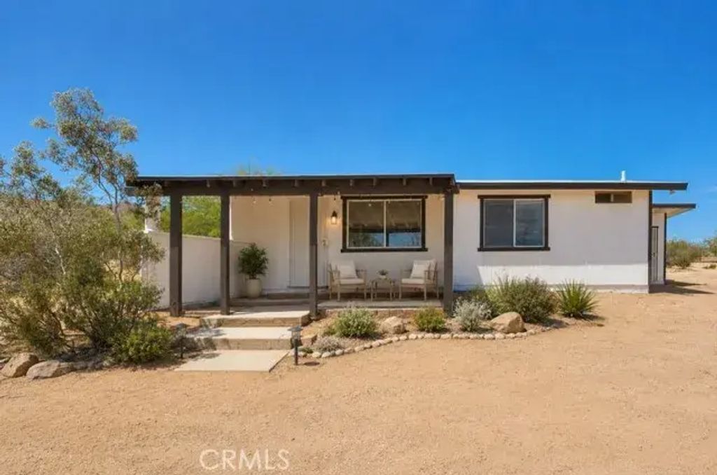 55525 Ornelas Lane, Landers