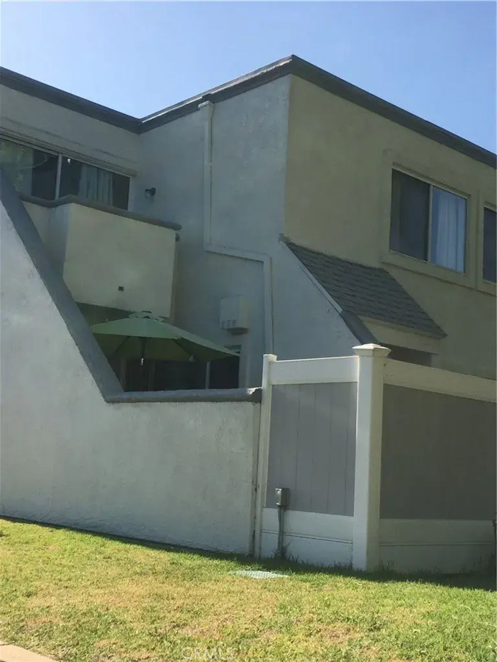 18515 Mayall D, Northridge