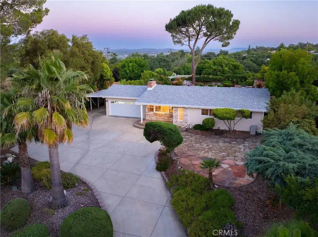 230 Crestline, Paso Robles