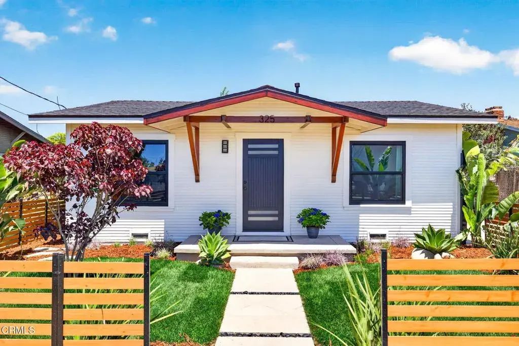 325 W Mission Avenue, Ventura