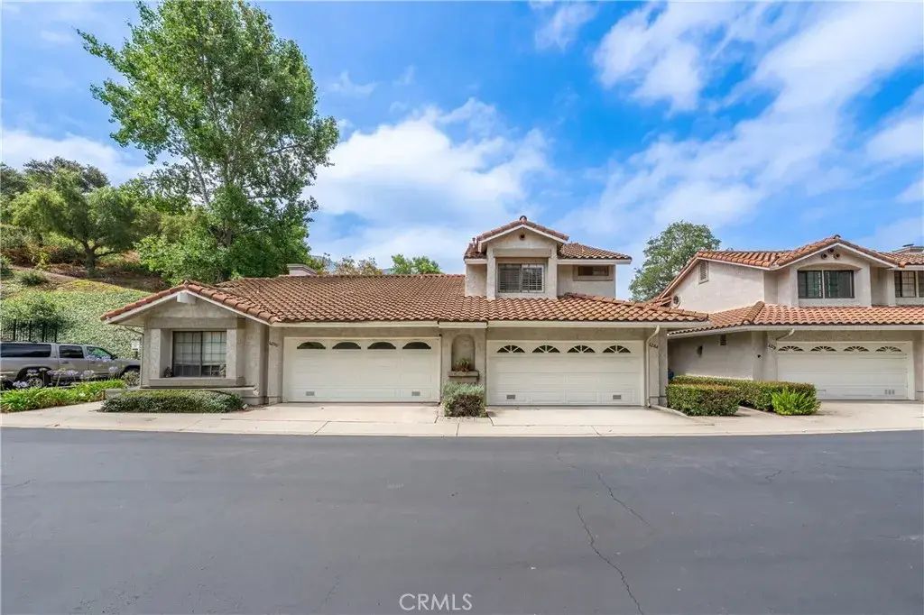 6284 Corte Barata, Camarillo