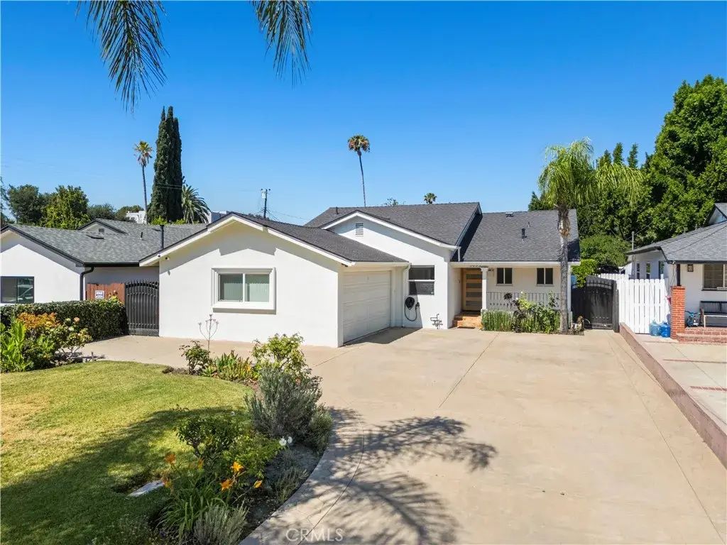 5635 Radford, Valley Village