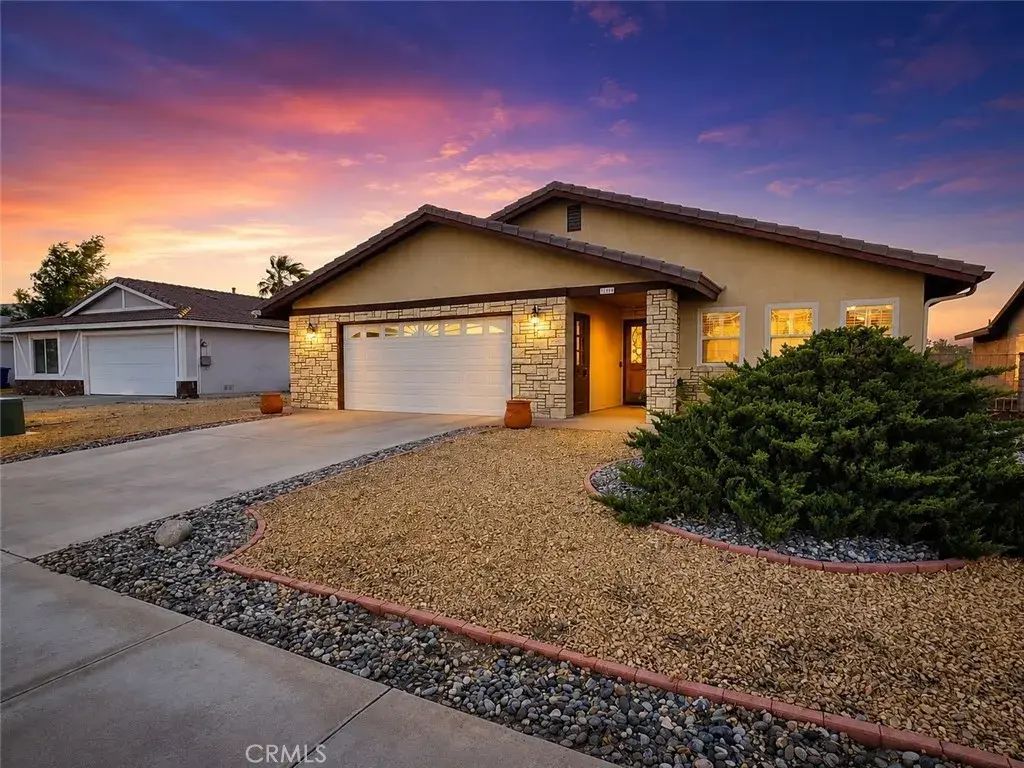 13748 Greenwood, Victorville