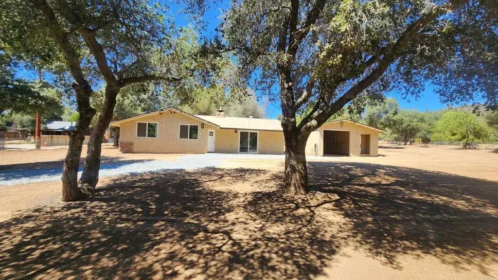 27544 Old Highway 80, Descanso
