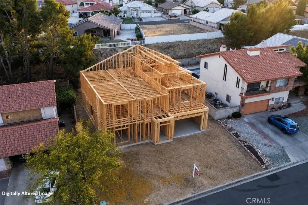 13390 Chinquapin, Victorville