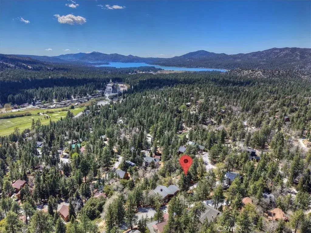 764 Menlo, Big Bear Lake