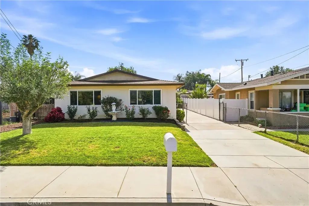 7183 Olive, Highland