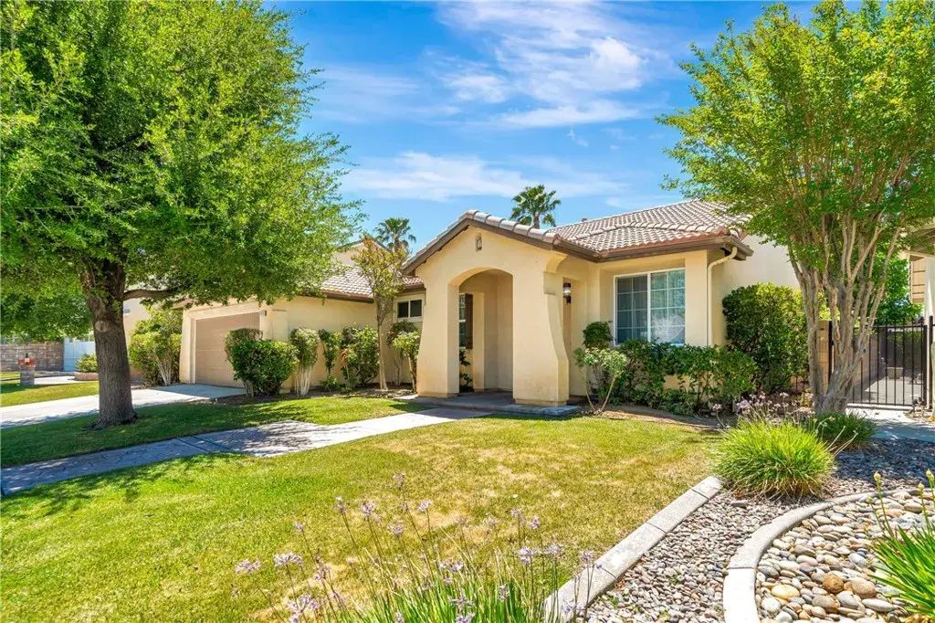 4638 Jade Court, Lancaster
