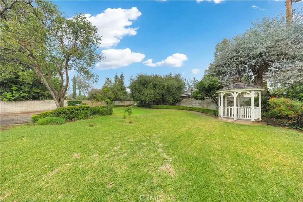 2835 Devonport, San Marino