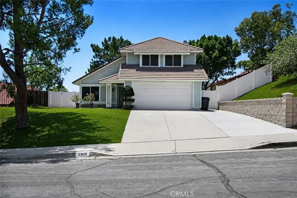 11925 Yellow Iris, Moreno Valley