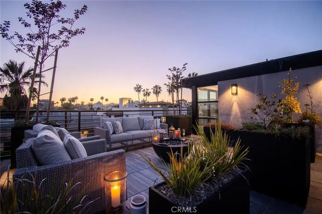 150 S Oak Knoll 202, Pasadena