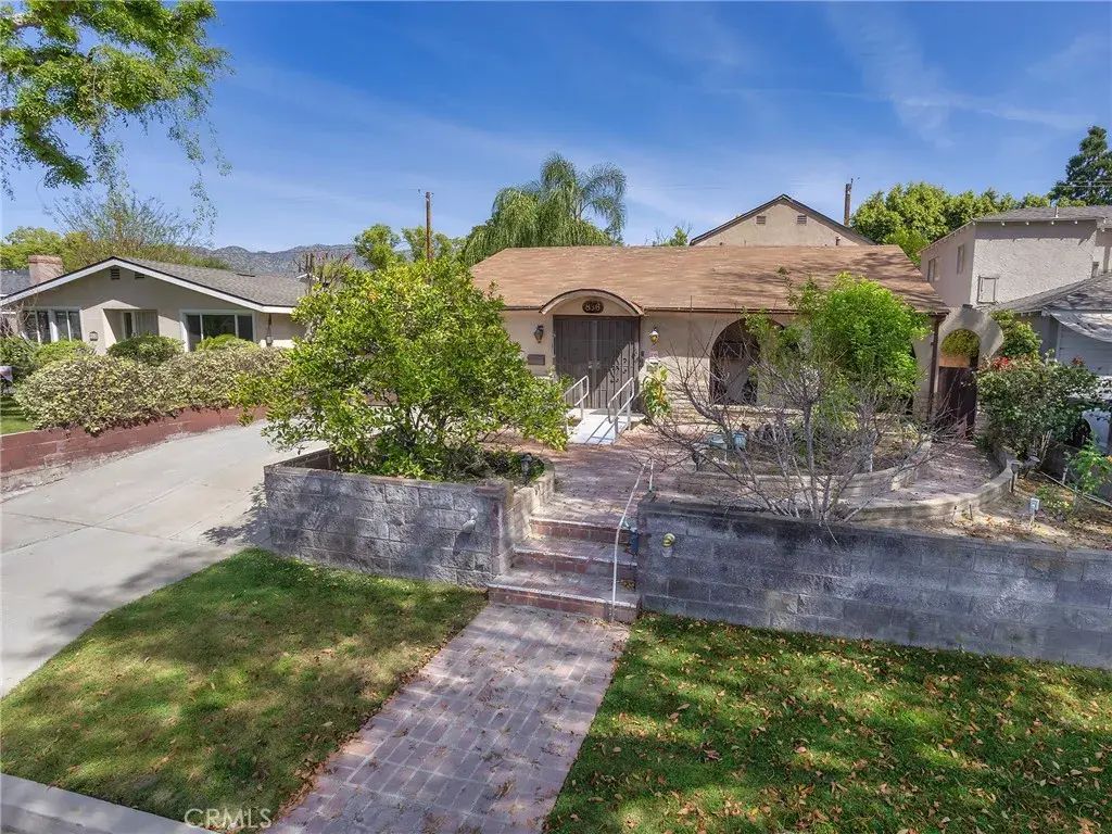 836 N Parish Place, Burbank