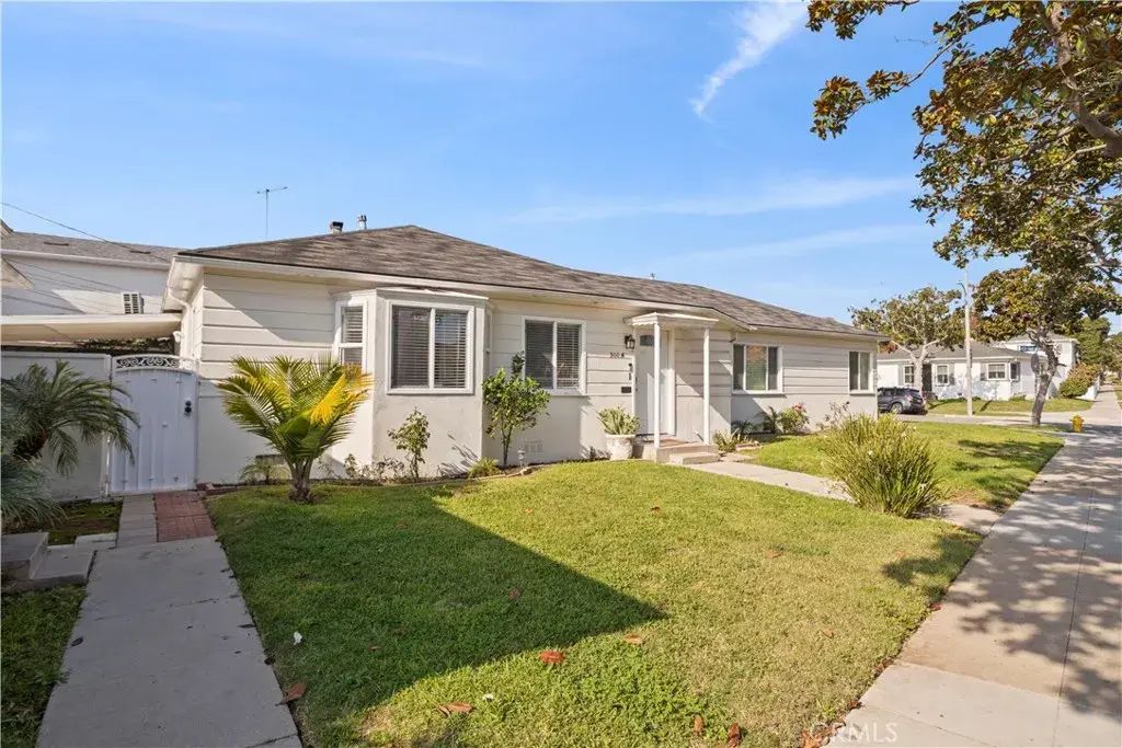 300-. W Hillsdale, Inglewood