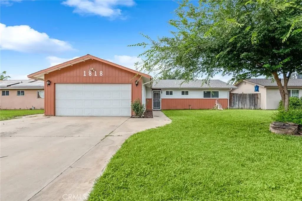 1818 W Buena Vista, Visalia