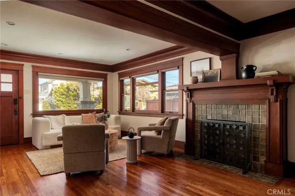 245 Lindero, Long Beach