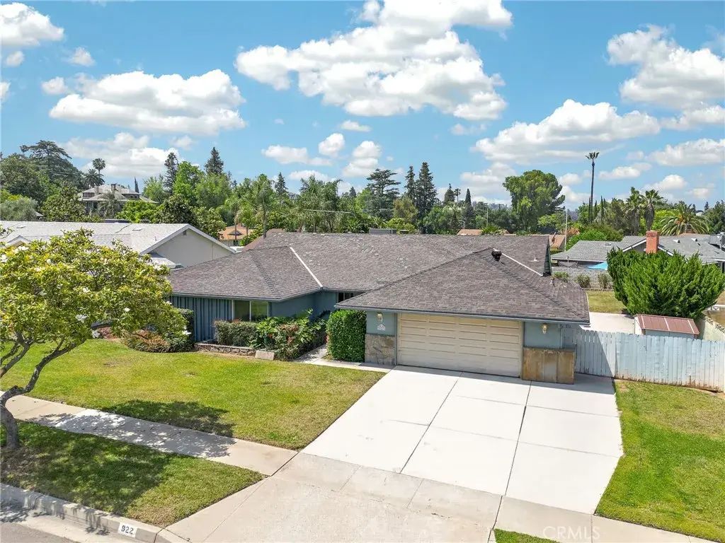 922 S Eureka, Redlands