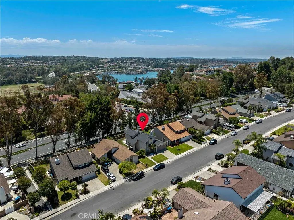 22122 Cosala, Mission Viejo