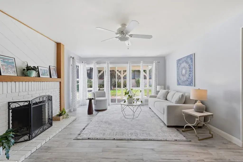 14327 Jennings Vista Trail, Lakeside
