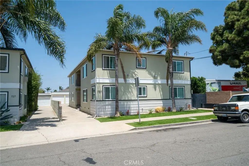 731 Owen Drive, Huntington Beach