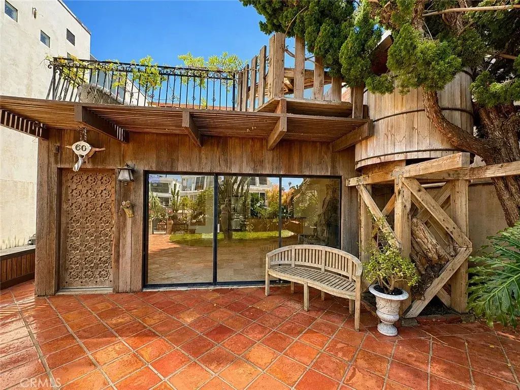 60 Rivo Alto Canal, Long Beach