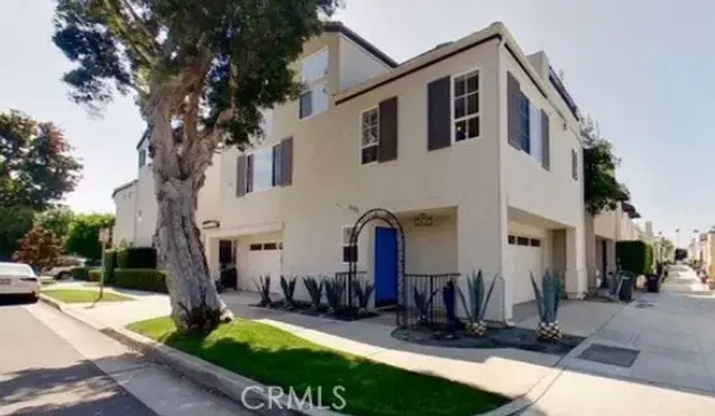 445 Begonia Avenue 6, Corona Del Mar