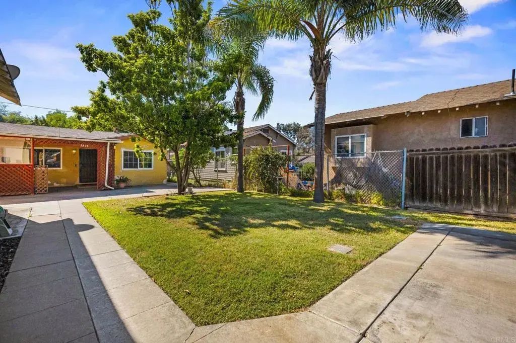 3813 Birch Street, 