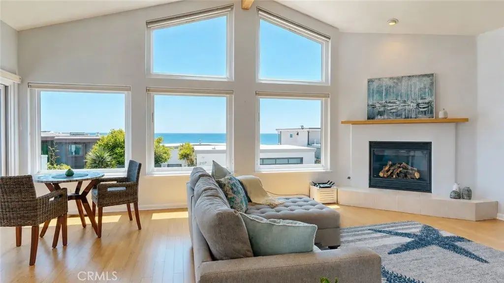 2111 Windsor Boulevard, Cambria