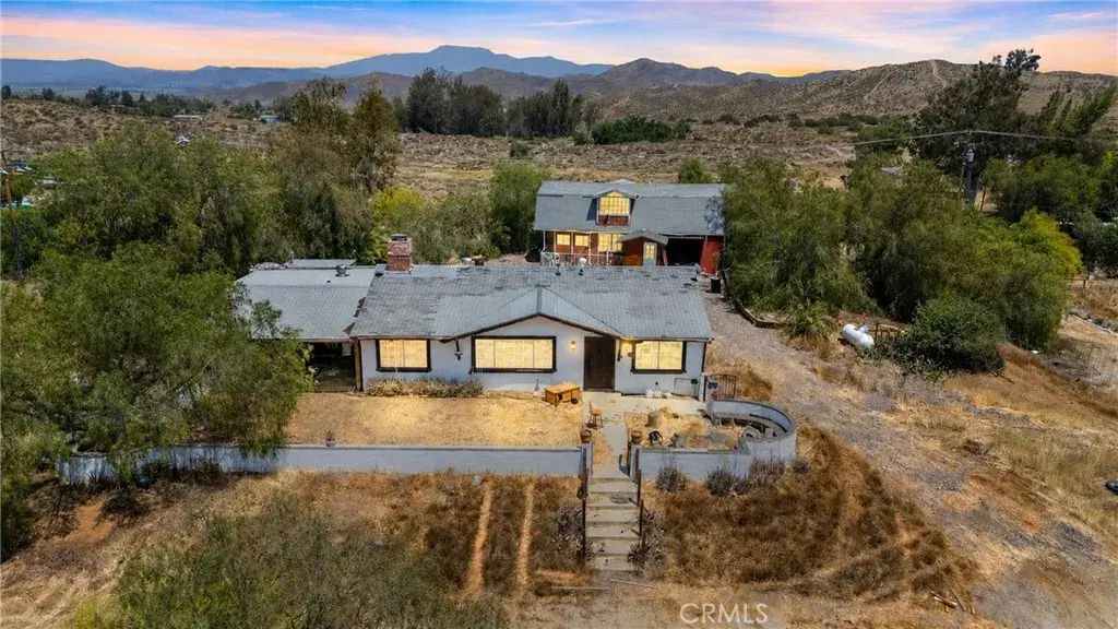 27560 Jarvis, Perris