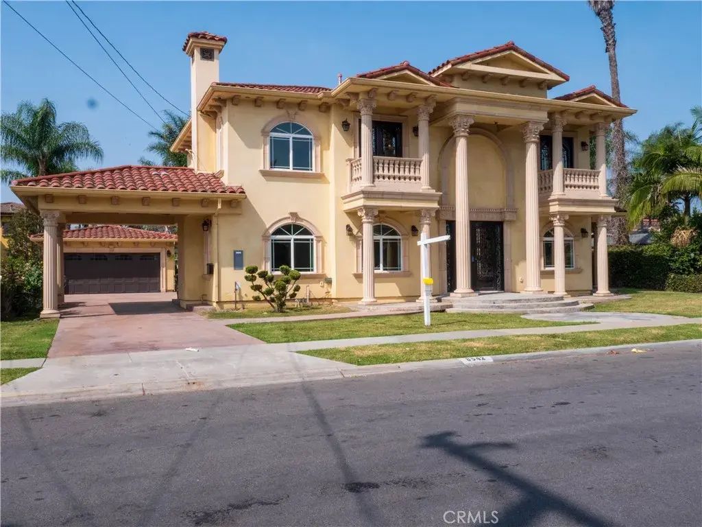 8542 11th, Downey