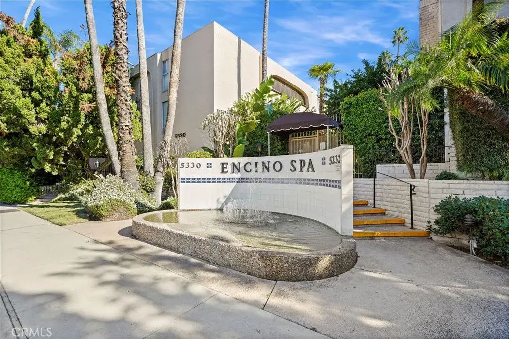 5330 Lindley 209, Encino