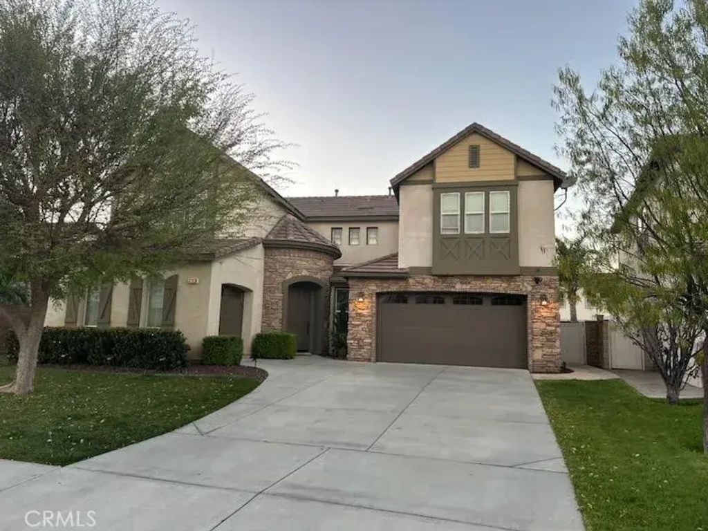 32030 Woodside Court, Temecula