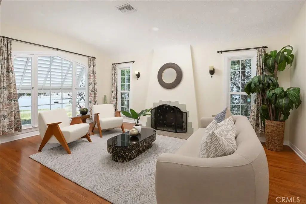 130 Everett, Monterey Park