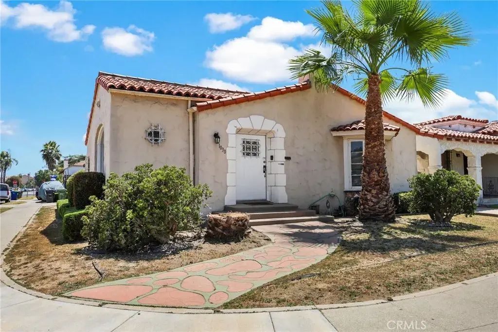1030 W 80th, Los Angeles