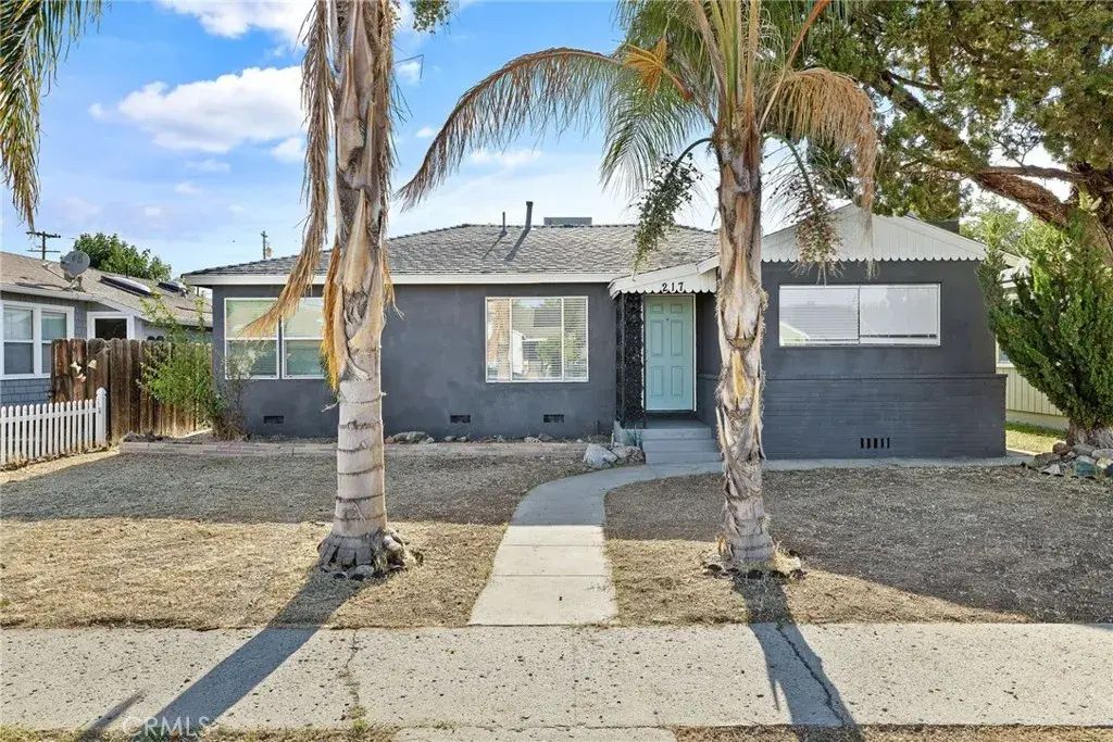217 N Lincoln Street, Coalinga