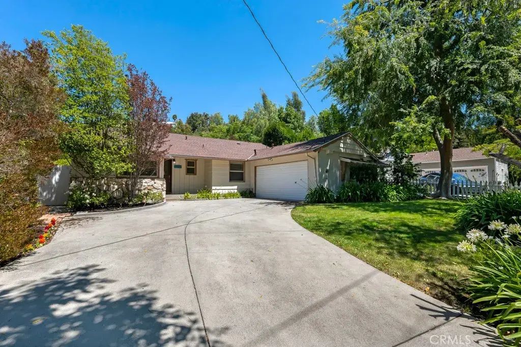 4850 Excelente, Woodland Hills