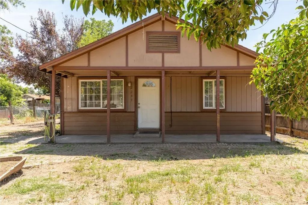 2244 Elm, Chico