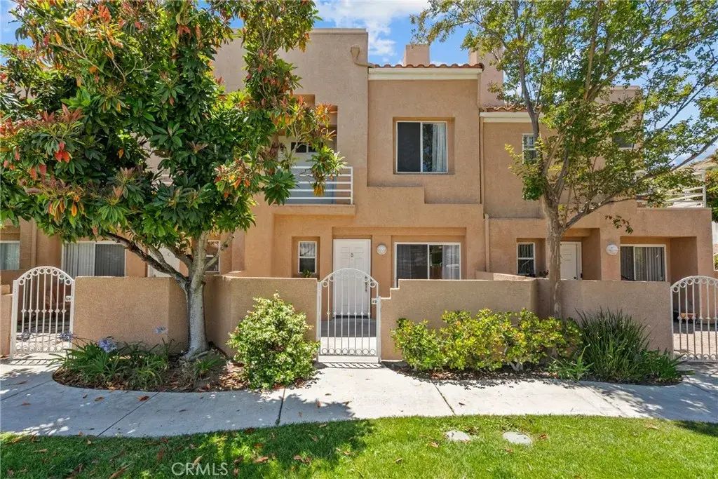 25511 Schubert Cir 142 B, Stevenson Ranch