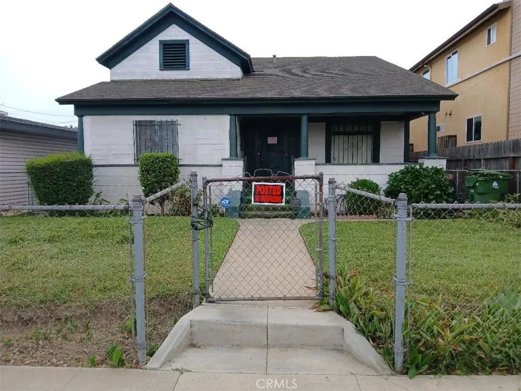 940 W 78th Street, Los Angeles