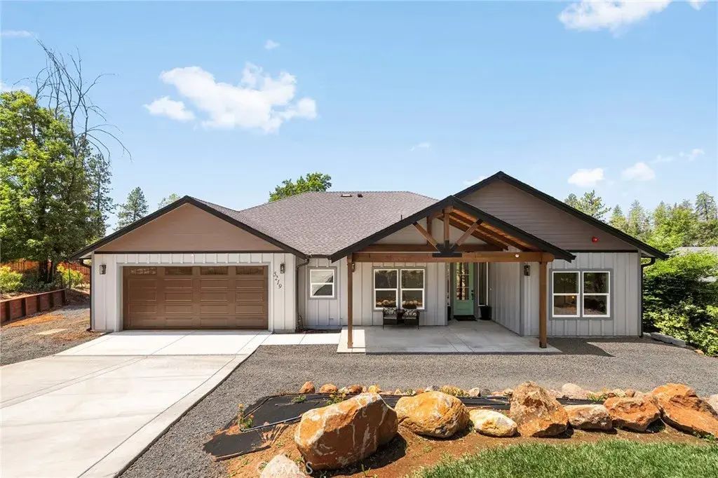 5219 Falcons View Court, Paradise
