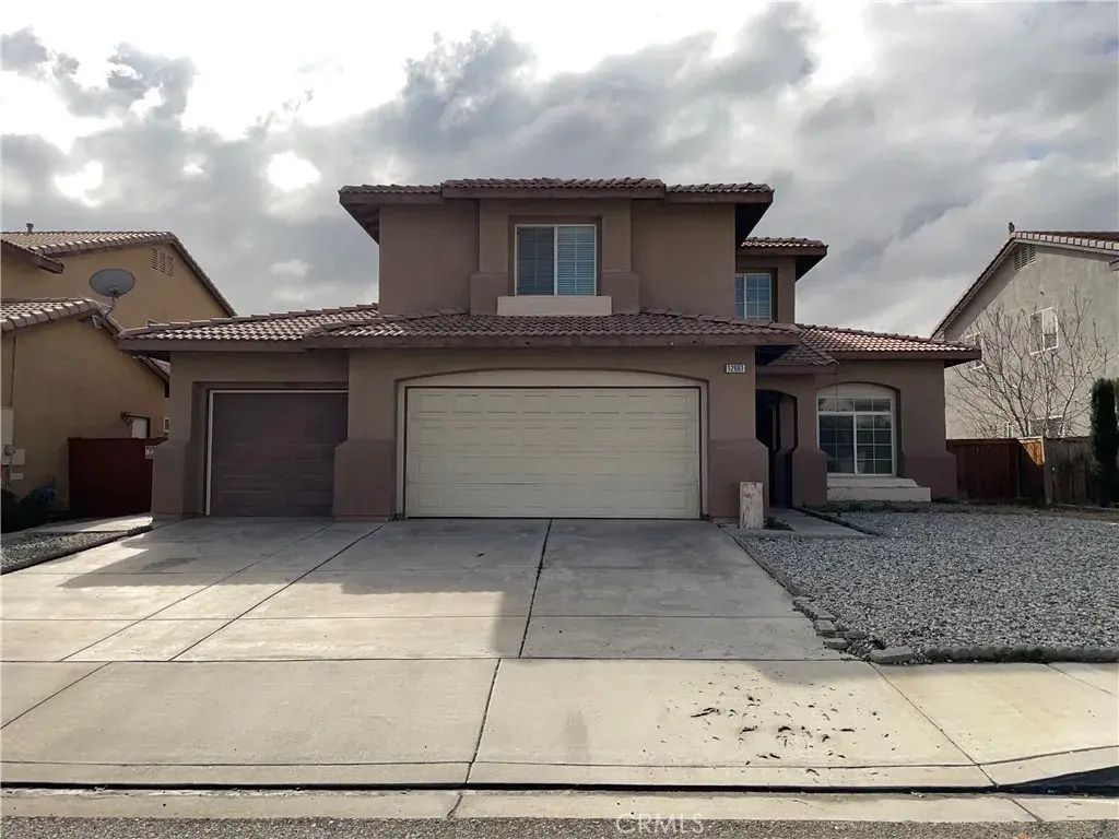 12661 Luna Road, Victorville